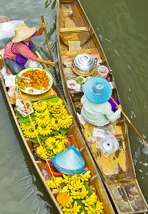 Damnon Saduak Floating Market 